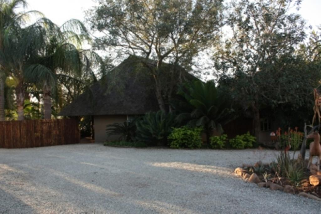 Croc River Lodge Komatipoort Esterno foto